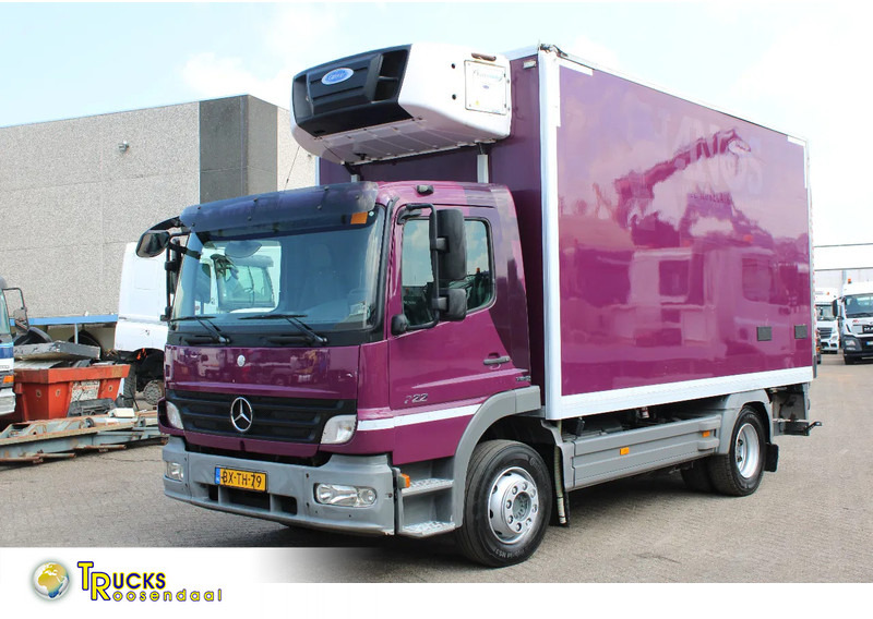 Mercedes-Benz Atego 1222 + carrier + lift + EURO 5 - Camión frigorífico: foto 1 Mercedes-Benz Atego 1222 + carrier + lift + EURO 5 - Camión frigorífico: foto 1