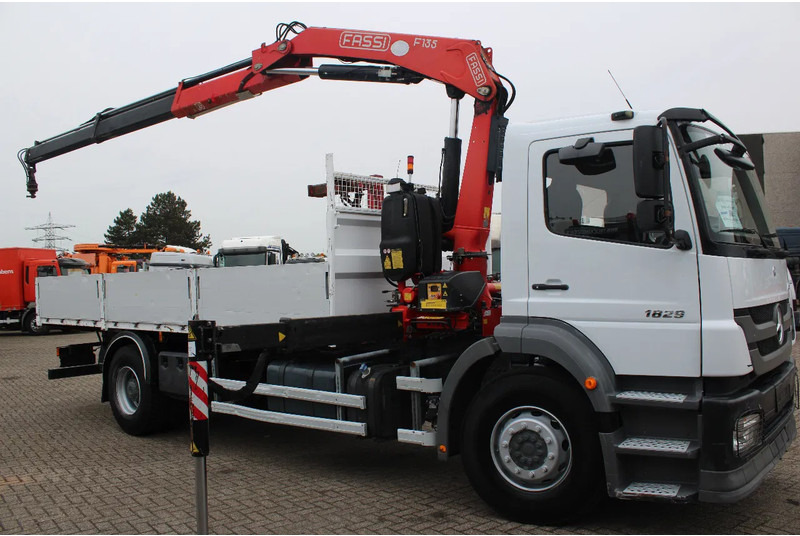 Mercedes-Benz Axor 1929 + FASSI F155 + REMOTE + EURO 5 + MANUAL - Camión grúa: foto 2 Mercedes-Benz Axor 1929 + FASSI F155 + REMOTE + EURO 5 + MANUAL - Camión grúa: foto 2