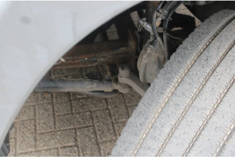Camión caja cerrada Scania P230 + LIFT + EURO 5: foto 15