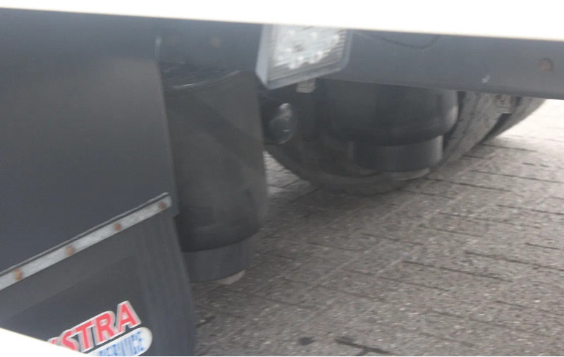 Camión caja cerrada Scania P230 + LIFT + EURO 5: foto 12