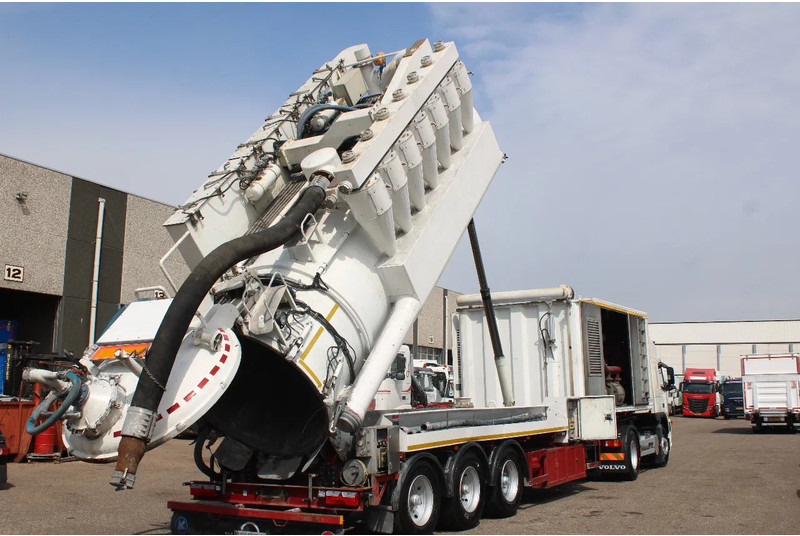 Stokota ECOTA + 16.600 LITER + VOLVO ENGINE S/P + TIPPER / VACUUM WITTIG - Semirremolque cisterna: foto 3 Stokota ECOTA + 16.600 LITER + VOLVO ENGINE S/P + TIPPER / VACUUM WITTIG - Semirremolque cisterna: foto 3