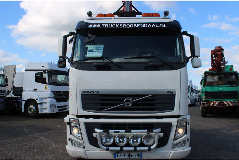 Volvo FH 16.540 + 6x4 EURO 5 + palfinger epsilon 30t/m + MANUAL - Camión grúa: foto 2 Volvo FH 16.540 + 6x4 EURO 5 + palfinger epsilon 30t/m + MANUAL - Camión grúa: foto 2