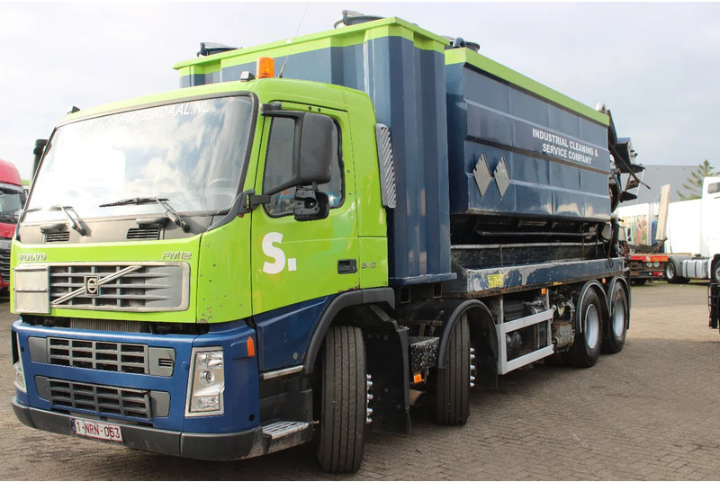 Volvo FM 12.340 + ADR + stokota 14.000L + manual - Limpieza de alcantarillado: foto 3 Volvo FM 12.340 + ADR + stokota 14.000L + manual - Limpieza de alcantarillado: foto 3