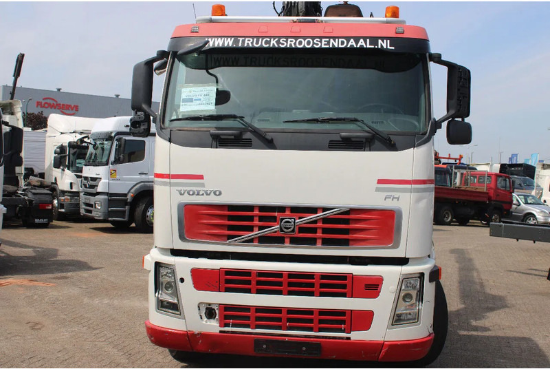 Volvo FM 12.440 +6X4+ HIAB 166E3 PRO + EURO 5 + MANUAL - Camión con equipo de cable, Camión grúa: foto 3 Volvo FM 12.440 +6X4+ HIAB 166E3 PRO + EURO 5 + MANUAL - Camión con equipo de cable, Camión grúa: foto 3
