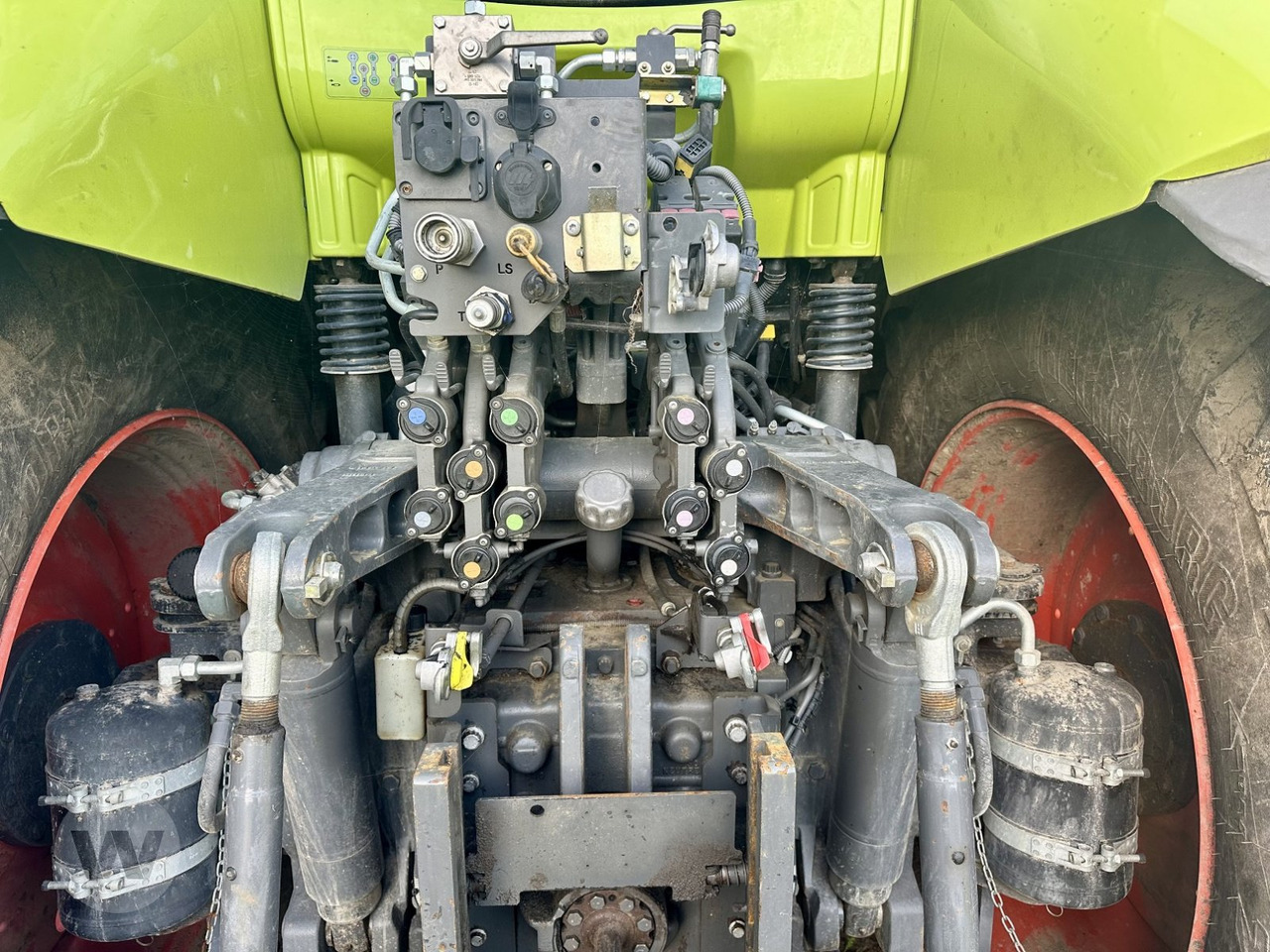 Tractor CLAAS Axion 850: foto 20