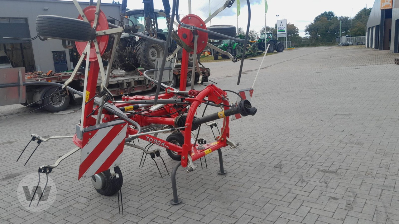 Massey Ferguson TD 524 DN - Henificadora: foto 1 Massey Ferguson TD 524 DN - Henificadora: foto 1