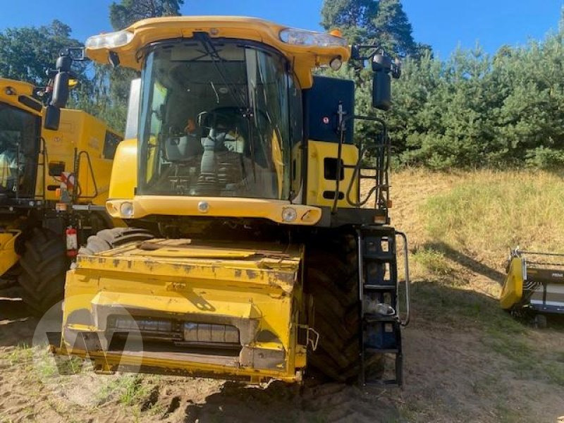 New Holland CR 980 - Cosechadora de granos: foto 2 New Holland CR 980 - Cosechadora de granos: foto 2