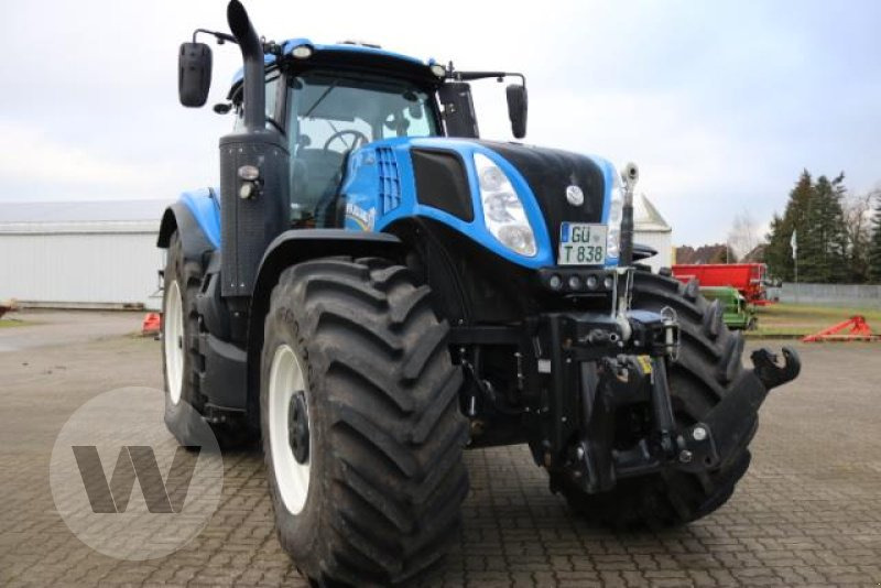 New Holland T 8.380 AC - Tractor: foto 2 New Holland T 8.380 AC - Tractor: foto 2