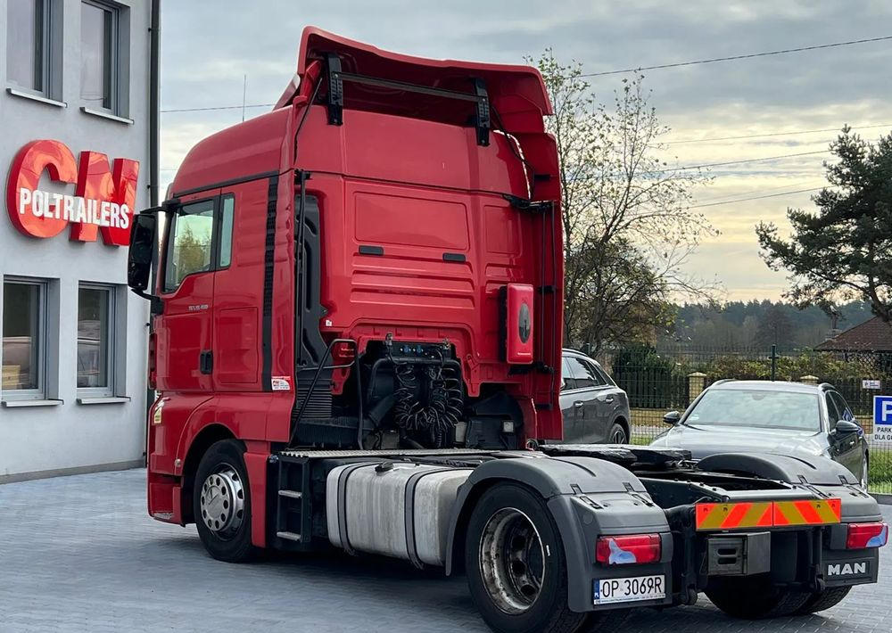 MAN TGX 18.420 XLX LOW DECK - Cabeza tractora: foto 3 MAN TGX 18.420 XLX LOW DECK - Cabeza tractora: foto 3