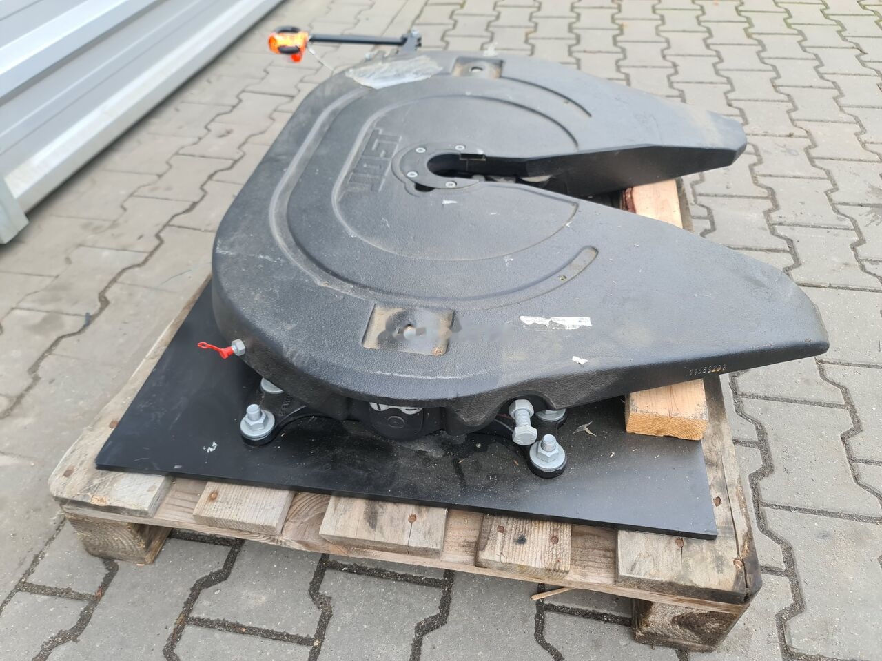 DAF MAN SCANIA VOLVO RENAULT IVECO FIFTH WHEEL / Jost JSK37ME140E1 JSK 37ME 140 MP 0815- 74 / WORLDWIDE DELIVERY - Quinta rueda para Camión: foto 3 DAF MAN SCANIA VOLVO RENAULT IVECO FIFTH WHEEL / Jost JSK37ME140E1 JSK 37ME 140 MP 0815- 74 / WORLDWIDE DELIVERY - Quinta rueda para Camión: foto 3