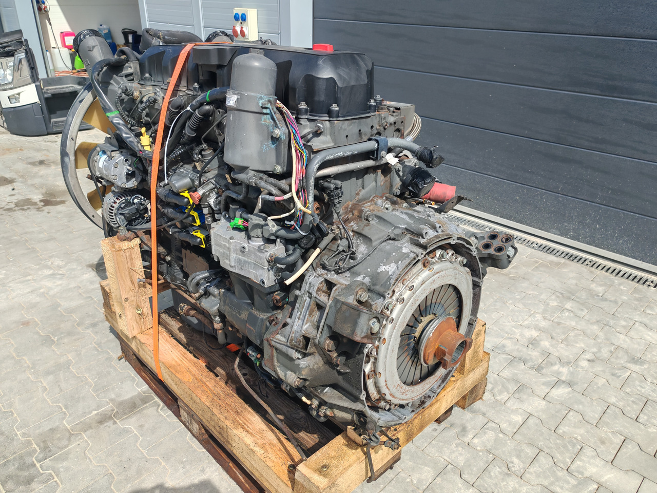 DAF XF CF ENGINE MX 340U1 / EURO5 / COMPLETE ENGINE / WORLDWIDE DELIVERY - Motor: foto 2 DAF XF CF ENGINE MX 340U1 / EURO5 / COMPLETE ENGINE / WORLDWIDE DELIVERY - Motor: foto 2