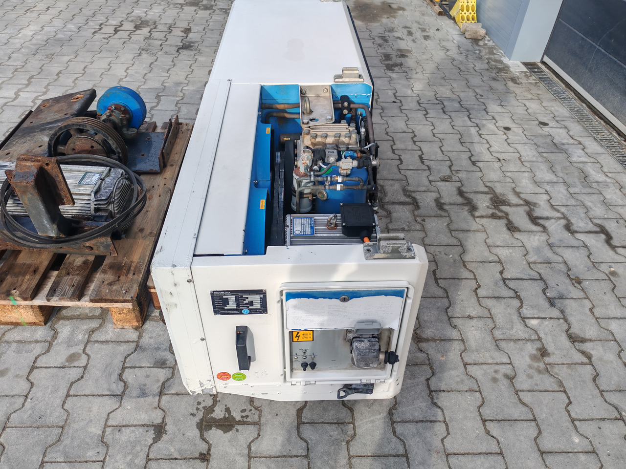 FRIGOBLOCK FK13 / G24 V03K516 / DP132-150/4 / COMPLETE SET - Sistema de refrigeración: foto 5 FRIGOBLOCK FK13 / G24 V03K516 / DP132-150/4 / COMPLETE SET - Sistema de refrigeración: foto 5