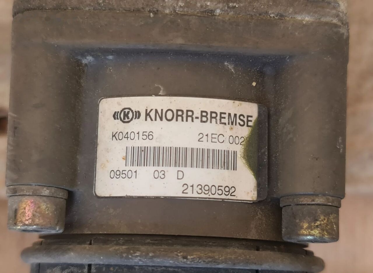 Knorr-Bremse 21390592 Renault PREMIUM truck - Válvula de freno para Camión: foto 3 Knorr-Bremse 21390592 Renault PREMIUM truck - Válvula de freno para Camión: foto 3