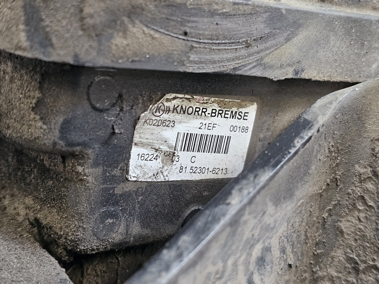 MAN TGX TGS / EBS VALVE / 81523016213 - Válvula de freno: foto 2 MAN TGX TGS / EBS VALVE / 81523016213 - Válvula de freno: foto 2