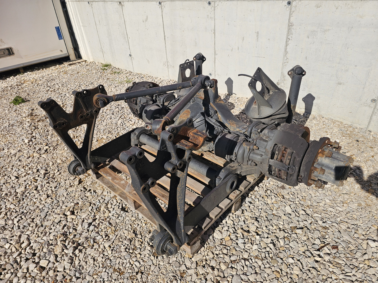 MERCEDES ATEGO MP4 12.XXX EURO 6 / R390-11,0 C19.5 / RATIO: 3,909 / REAR AXLE - Eje posterior: foto 3 MERCEDES ATEGO MP4 12.XXX EURO 6 / R390-11,0 C19.5 / RATIO: 3,909 / REAR AXLE - Eje posterior: foto 3