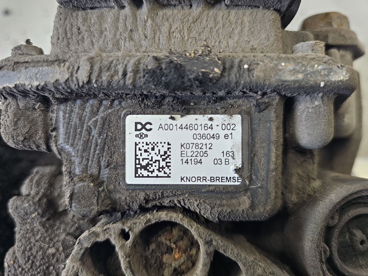 MERCEDES-BENZ ATEGO EURO 6 / AIR DRYIER / A0014460164 - Válvula: foto 4 MERCEDES-BENZ ATEGO EURO 6 / AIR DRYIER / A0014460164 - Válvula: foto 4