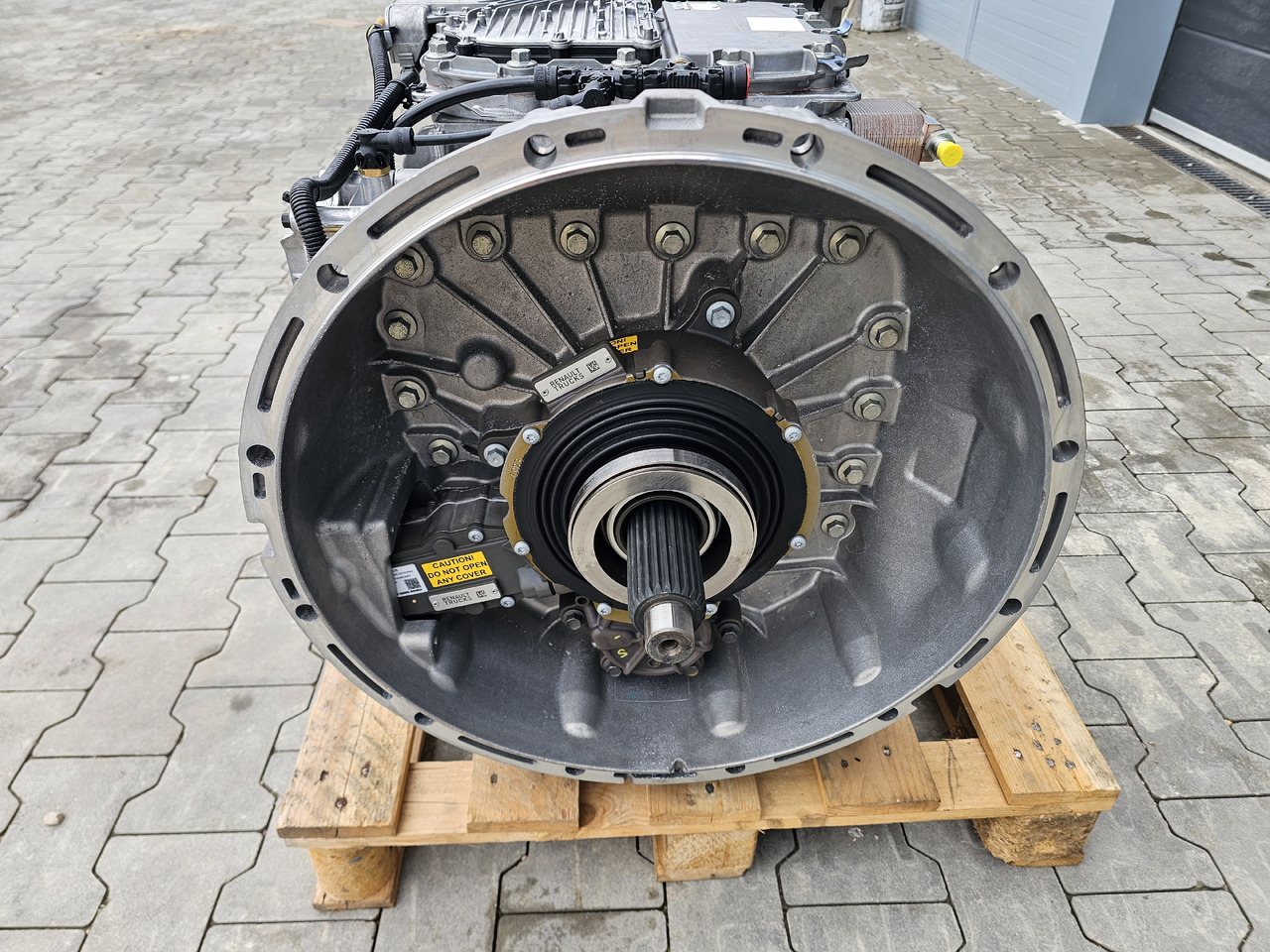 Caja de cambios RENAULT VOLVO GEARBOX / AT2612 G TRAG-G / RETARDER / NEVER USED / WORLDWIDE DELIVERY: foto 7