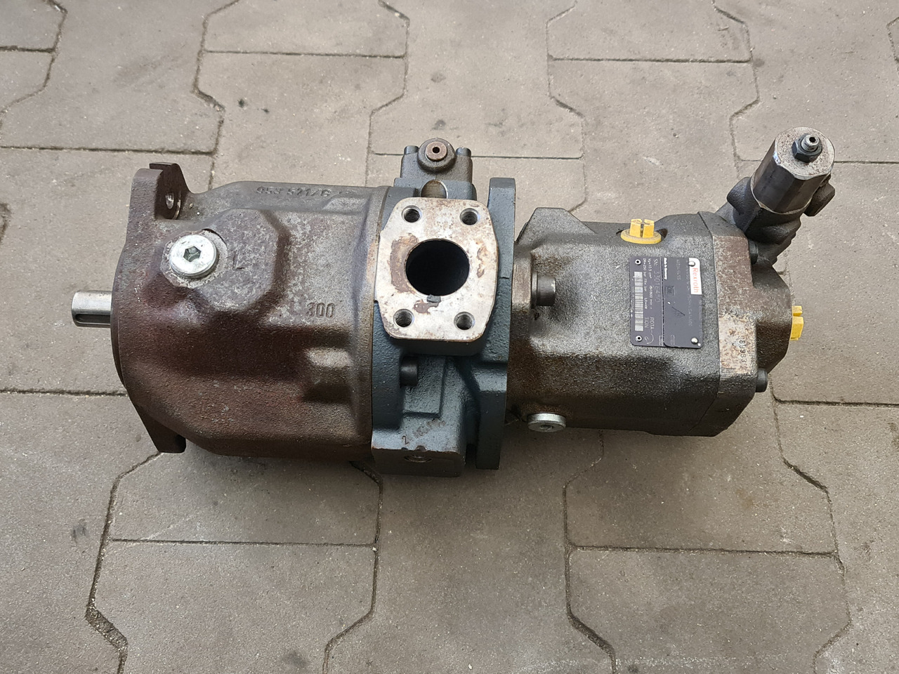 REXROTH HYDRAULIC PUMP / A10VSO28DR 1 / A10VSO10DR - Bomba hidráulica: foto 2 REXROTH HYDRAULIC PUMP / A10VSO28DR 1 / A10VSO10DR - Bomba hidráulica: foto 2
