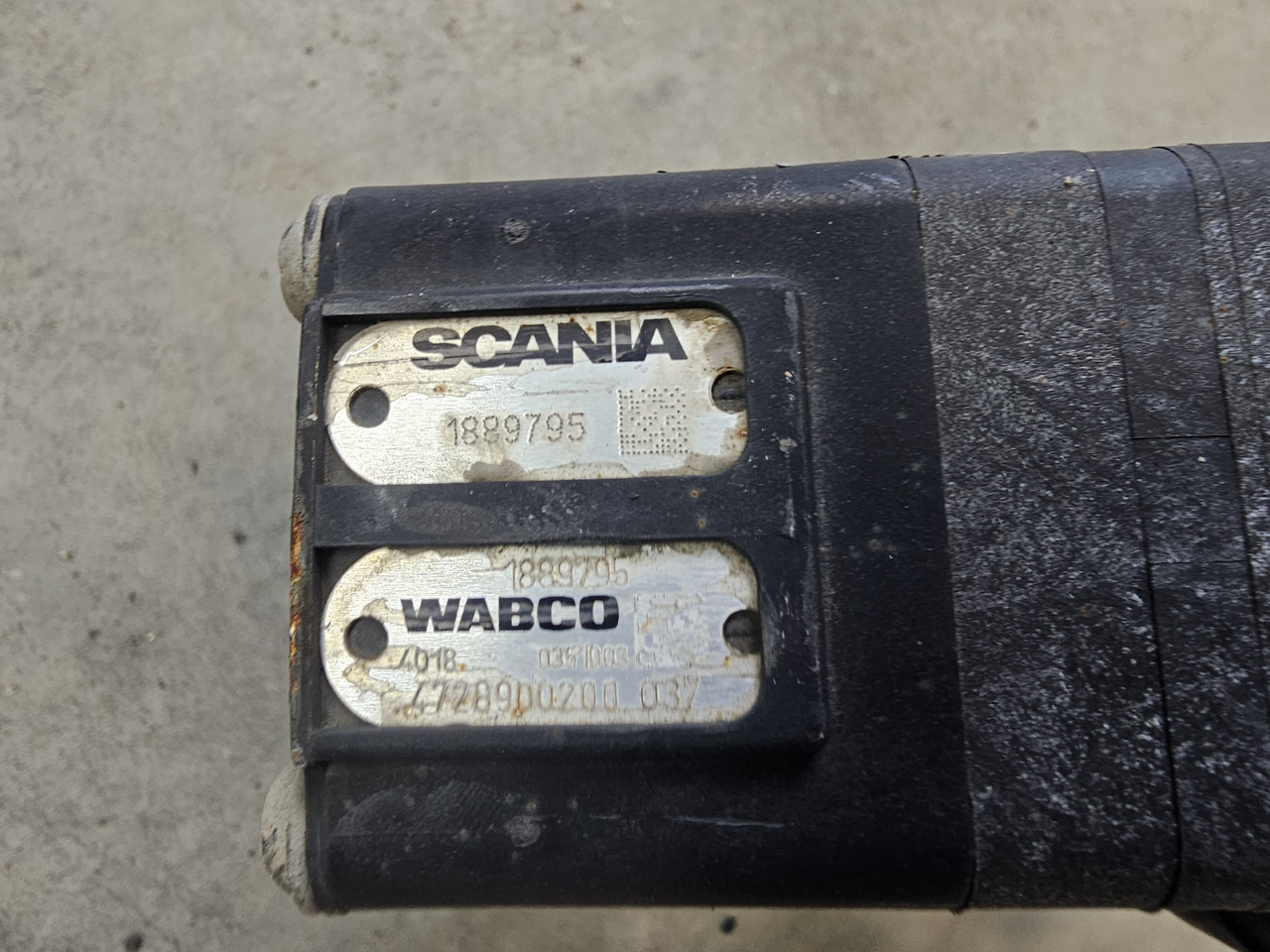 SCANIA S, R, P, G / ECAS CONTROL VALVE / 1889795 - Válvula de freno: foto 4 SCANIA S, R, P, G / ECAS CONTROL VALVE / 1889795 - Válvula de freno: foto 4