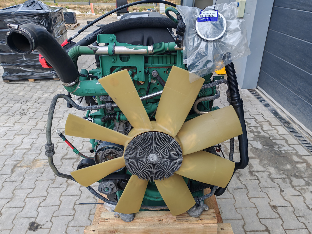 VOLVO FH4 EURO 6 / D13K460 EUVI / COMPLETE ENGINE - Motor: foto 5 VOLVO FH4 EURO 6 / D13K460 EUVI / COMPLETE ENGINE - Motor: foto 5