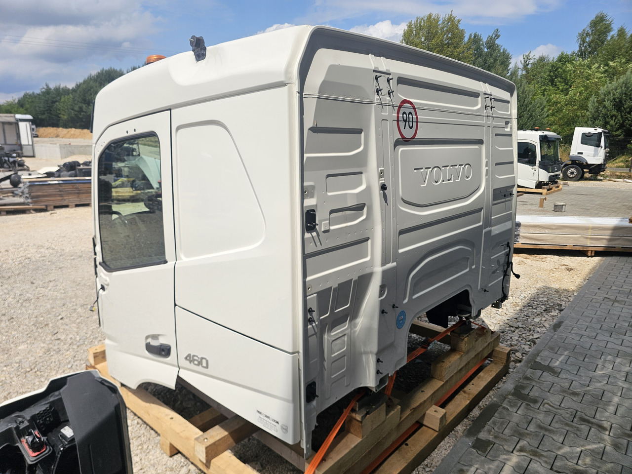 Cabina VOLVO FM5 LOW ROOF / L2 H1 / COMPLETE CAB / 2022: foto 10