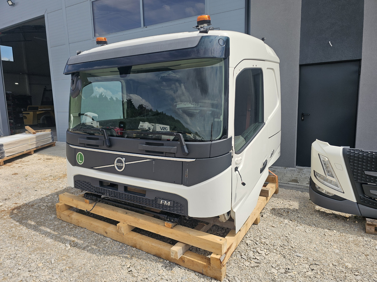 Cabina VOLVO FM5 LOW ROOF / L2 H1 / COMPLETE CAB / 2022: foto 8