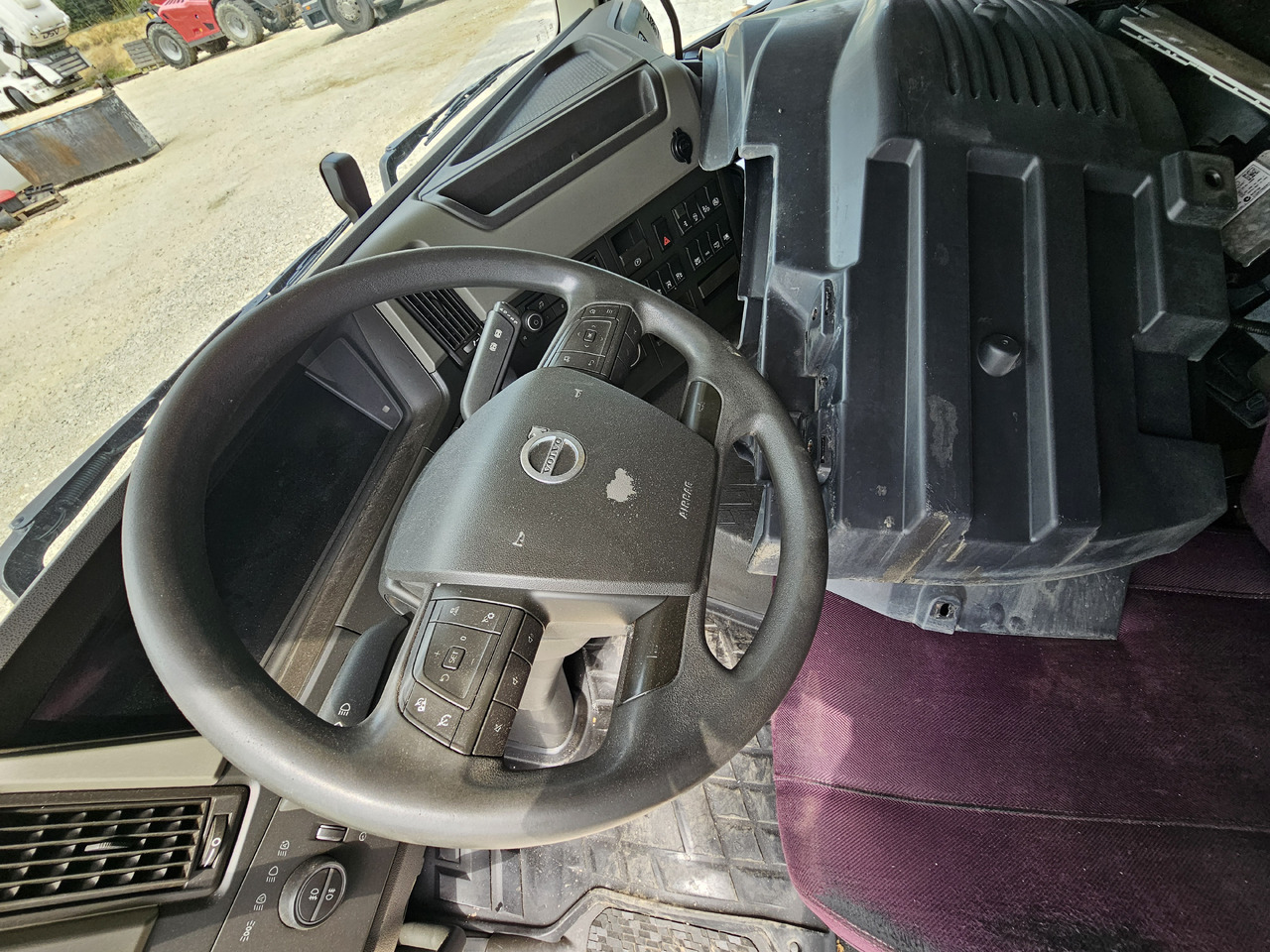 Cabina VOLVO FM5 LOW ROOF / L2 H1 / COMPLETE CAB / 2022: foto 13