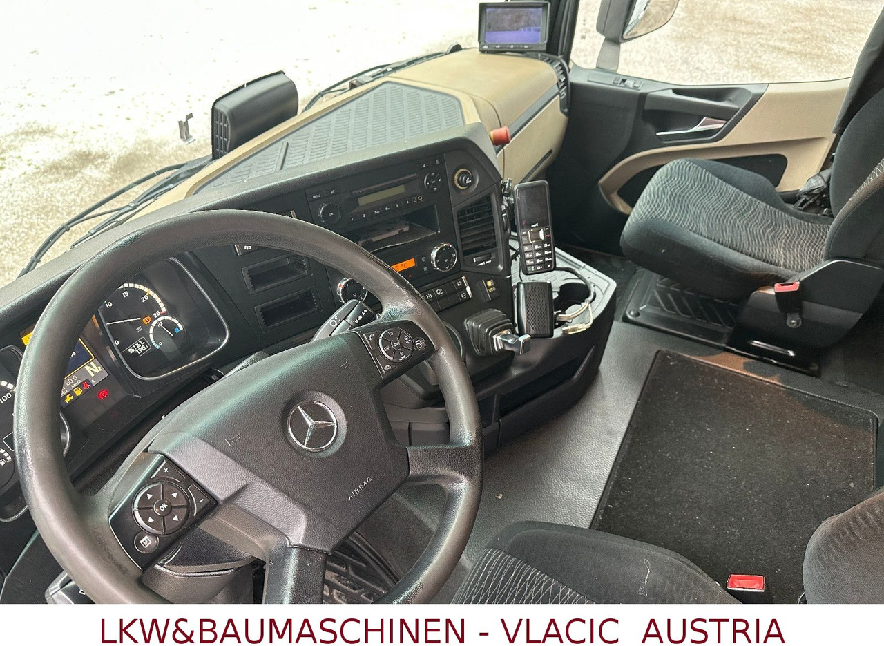 Mercedes-Benz Actros 1840 ADR - Cabeza tractora: foto 4 Mercedes-Benz Actros 1840 ADR - Cabeza tractora: foto 4