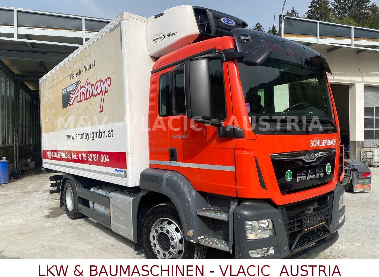 MAN 18.320 Kühlkoffer mit Fleischgehänge - Camión frigorífico: foto 2 MAN 18.320 Kühlkoffer mit Fleischgehänge - Camión frigorífico: foto 2