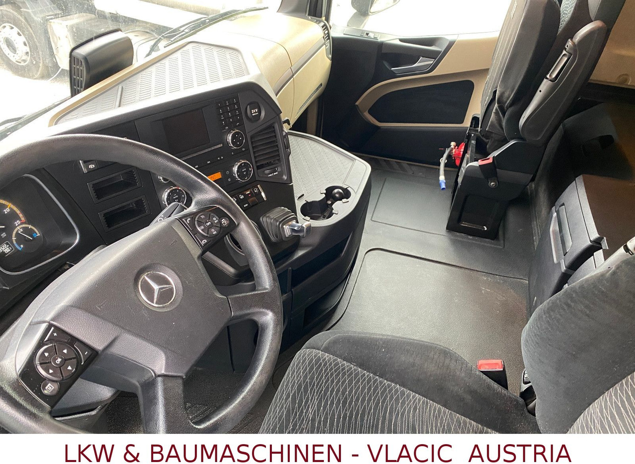 Camión multibasculante Mercedes-Benz 2563: foto 6 Camión multibasculante Mercedes-Benz 2563: foto 6