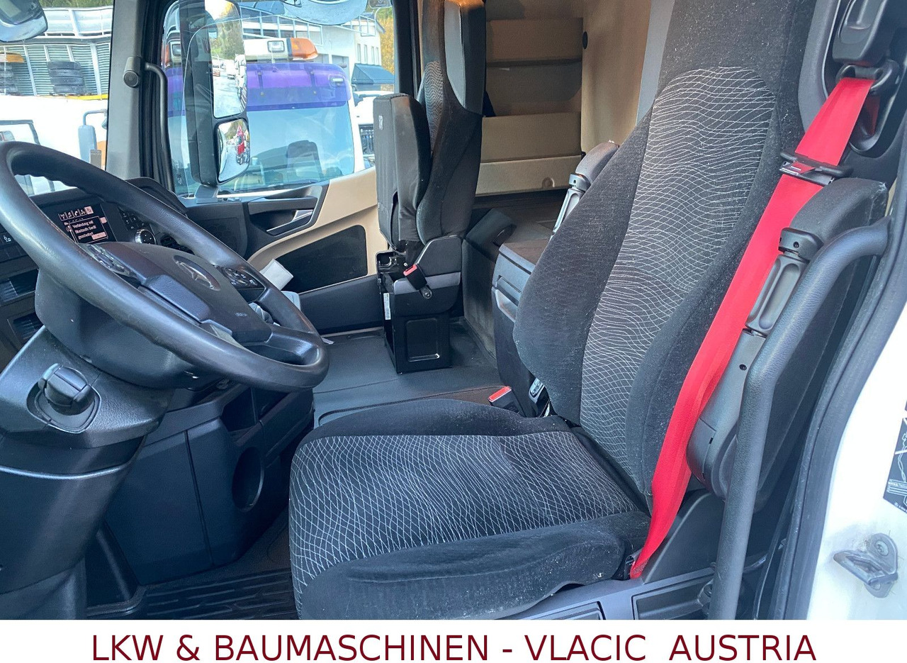 Camión cisterna Mercedes-Benz Actros 963-0-C: foto 12