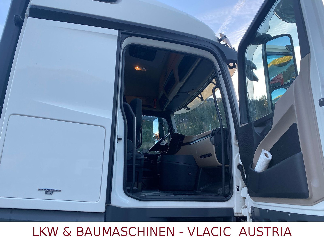 Camión cisterna Mercedes-Benz Actros 963-0-C: foto 20