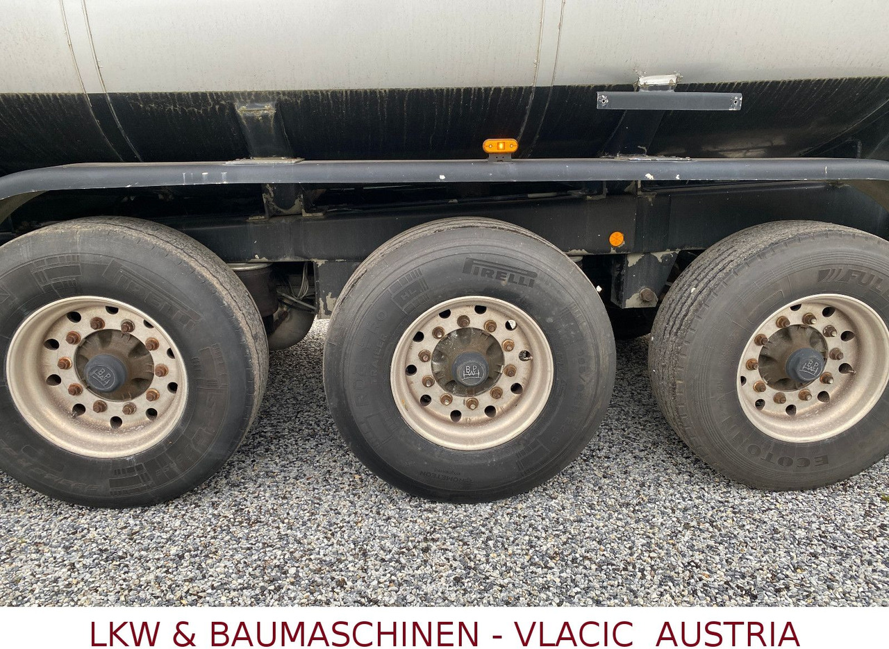 Semirremolque cisterna Schwarzmüller Tank für Öl transport: foto 8