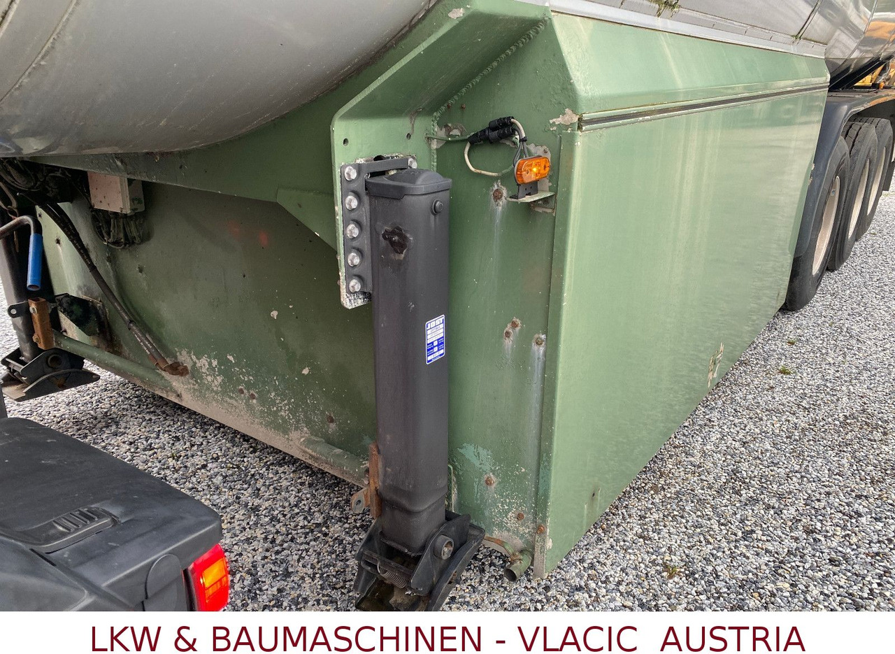 Semirremolque cisterna Schwarzmüller Tank für Öl transport: foto 7