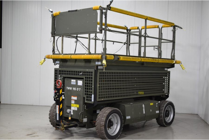 JLG M3369 - Plataforma de tijeras: foto 3 JLG M3369 - Plataforma de tijeras: foto 3