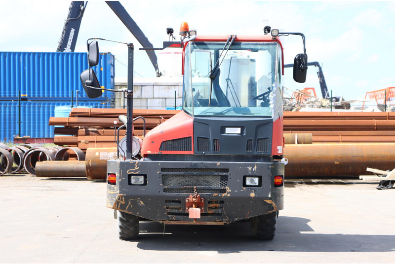 Kalmar TR618iA - Tractor industrial: foto 2 Kalmar TR618iA - Tractor industrial: foto 2