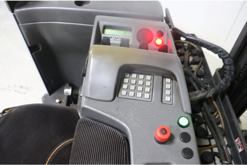 Nissan UNS140DTFVRC540 - Retráctil: foto 3 Nissan UNS140DTFVRC540 - Retráctil: foto 3