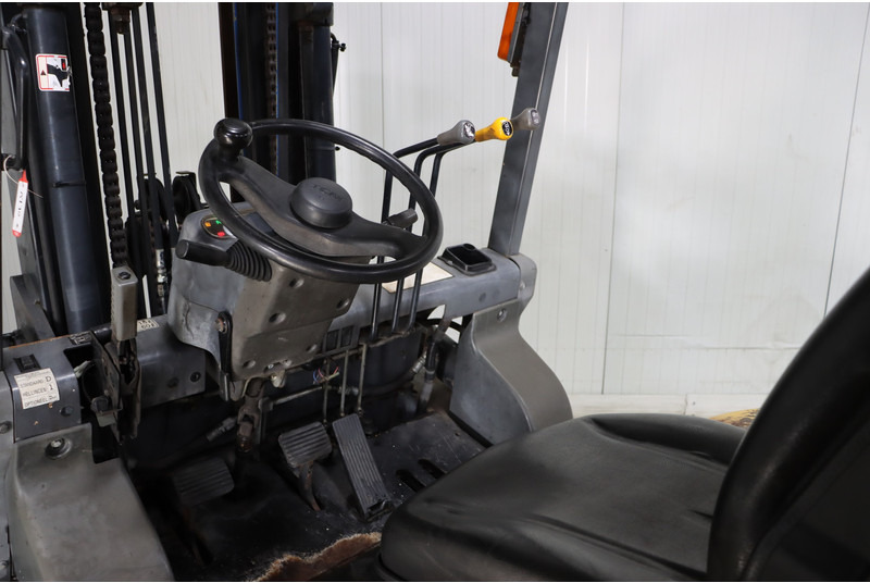 TCM FD40T2 - Carretilla elevadora diésel: foto 2 TCM FD40T2 - Carretilla elevadora diésel: foto 2