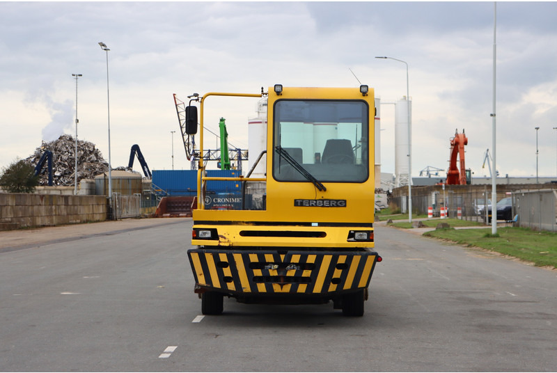 Terberg BC182 - Tractor industrial: foto 3 Terberg BC182 - Tractor industrial: foto 3