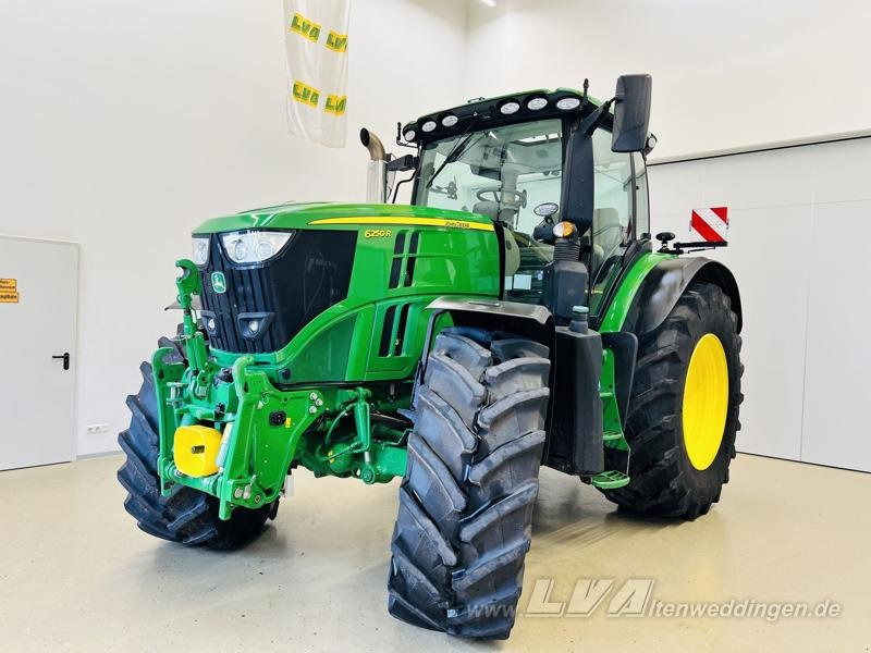 John Deere 6250R CommandPro - Tractor: foto 1 John Deere 6250R CommandPro - Tractor: foto 1