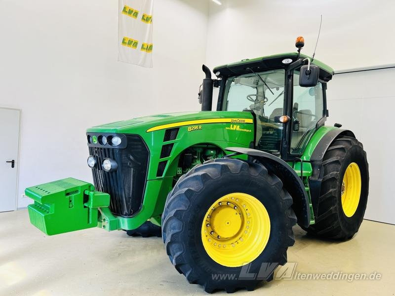 John Deere 8295R - Tractor: foto 1 John Deere 8295R - Tractor: foto 1