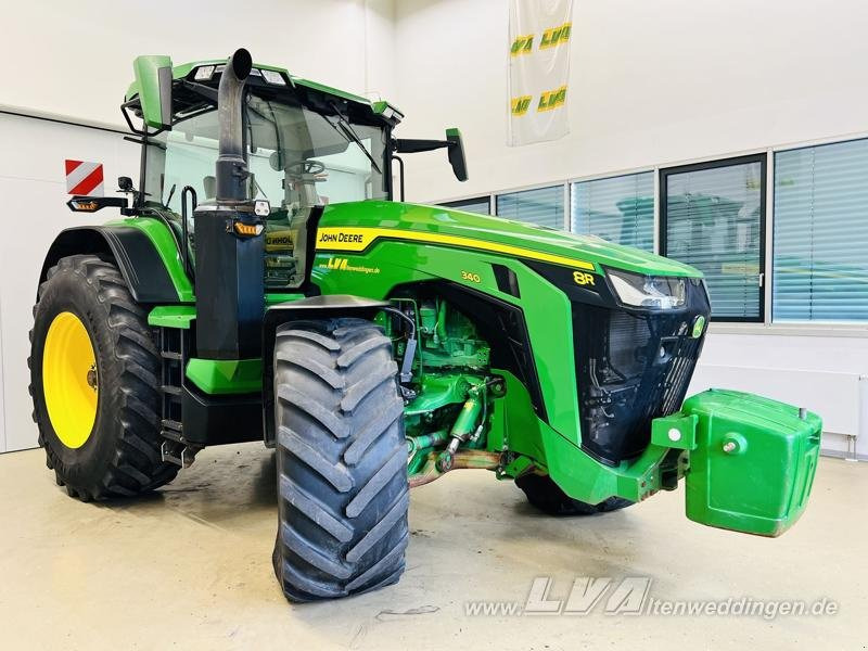 John Deere 8R 340 - Tractor: foto 2 John Deere 8R 340 - Tractor: foto 2