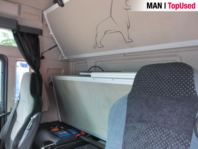 MAN TGX 18.500 4X2 LLS-U - Cabeza tractora: foto 3 MAN TGX 18.500 4X2 LLS-U - Cabeza tractora: foto 3