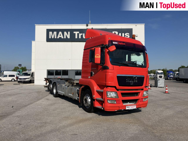 MAN TGS 26.440 6X2-2 LL - Camión portacontenedore/ Intercambiable: foto 1 MAN TGS 26.440 6X2-2 LL - Camión portacontenedore/ Intercambiable: foto 1