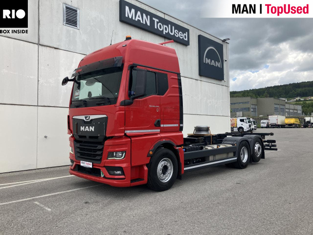 MAN TGX 26.470 6x2-4 LL CH - Camión portacontenedore/ Intercambiable: foto 1 MAN TGX 26.470 6x2-4 LL CH - Camión portacontenedore/ Intercambiable: foto 1