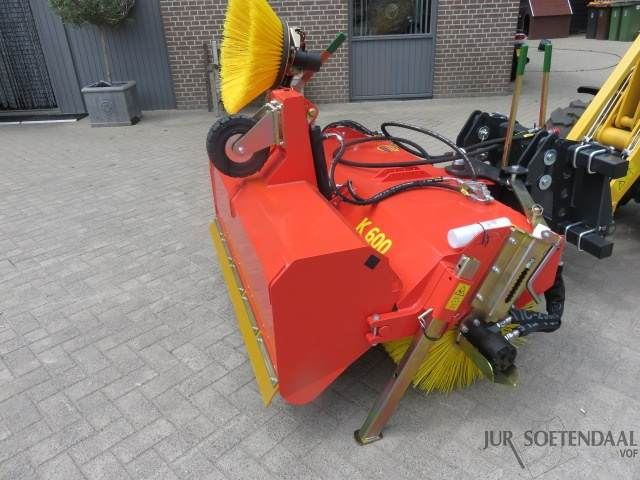 ADLER K600/150 SWEEPER - Barredora cucharón para Maquinaria de construcción: foto 3 ADLER K600/150 SWEEPER - Barredora cucharón para Maquinaria de construcción: foto 3