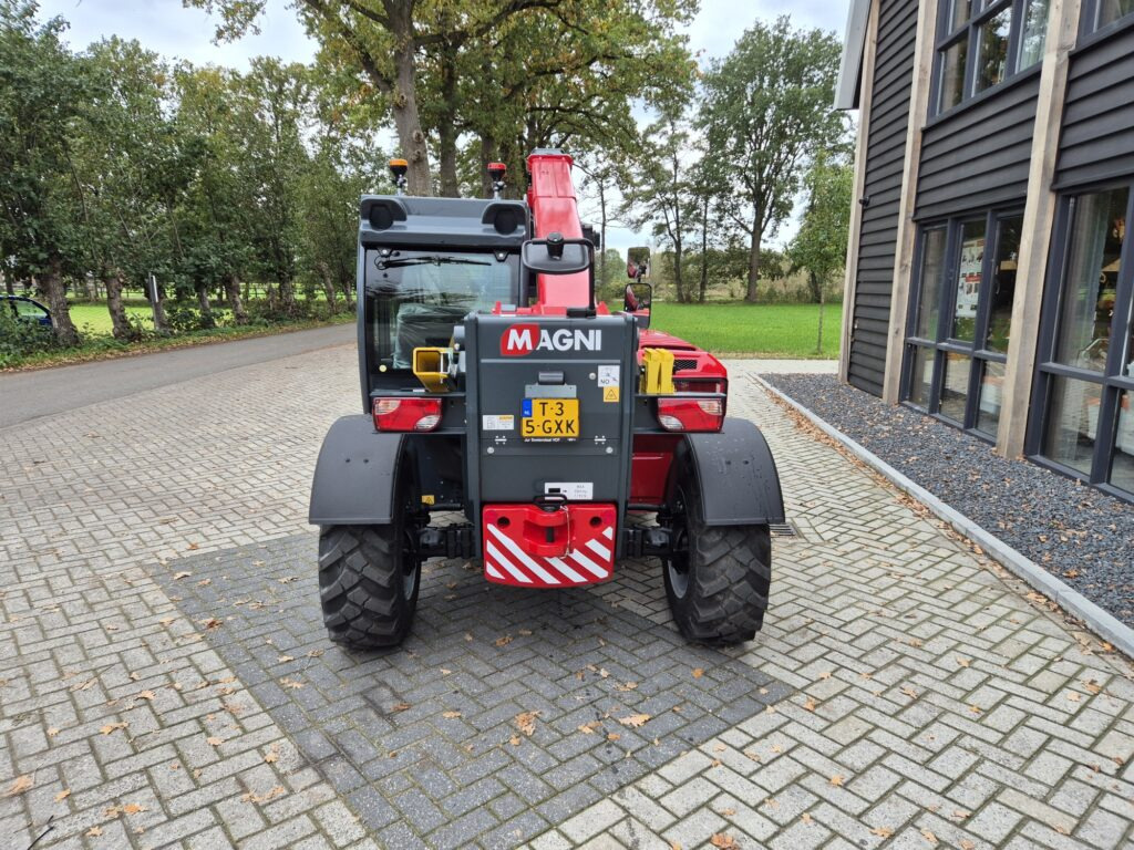 MAGNI TH 3.6 - Manipulador telescópico: foto 4 MAGNI TH 3.6 - Manipulador telescópico: foto 4