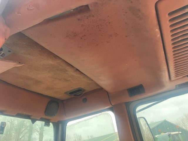 Tractor RENAULT 145.14: foto 15