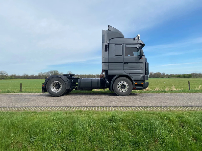 Scania R143-450 V8 | OLD SKOOL | NO RUST !! | COLLECTORS ITEM - Cabeza tractora: foto 4 Scania R143-450 V8 | OLD SKOOL | NO RUST !! | COLLECTORS ITEM - Cabeza tractora: foto 4