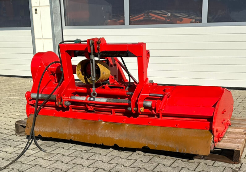 AEBI Frontanbaumulcher  3 Punkt - Desbrozadora de martillos/ Trituradora: foto 4 AEBI Frontanbaumulcher  3 Punkt - Desbrozadora de martillos/ Trituradora: foto 4